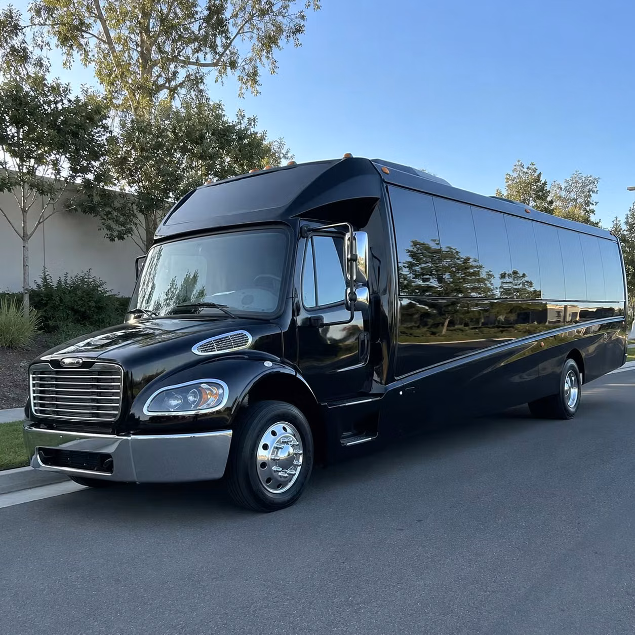 35 passenger minibus