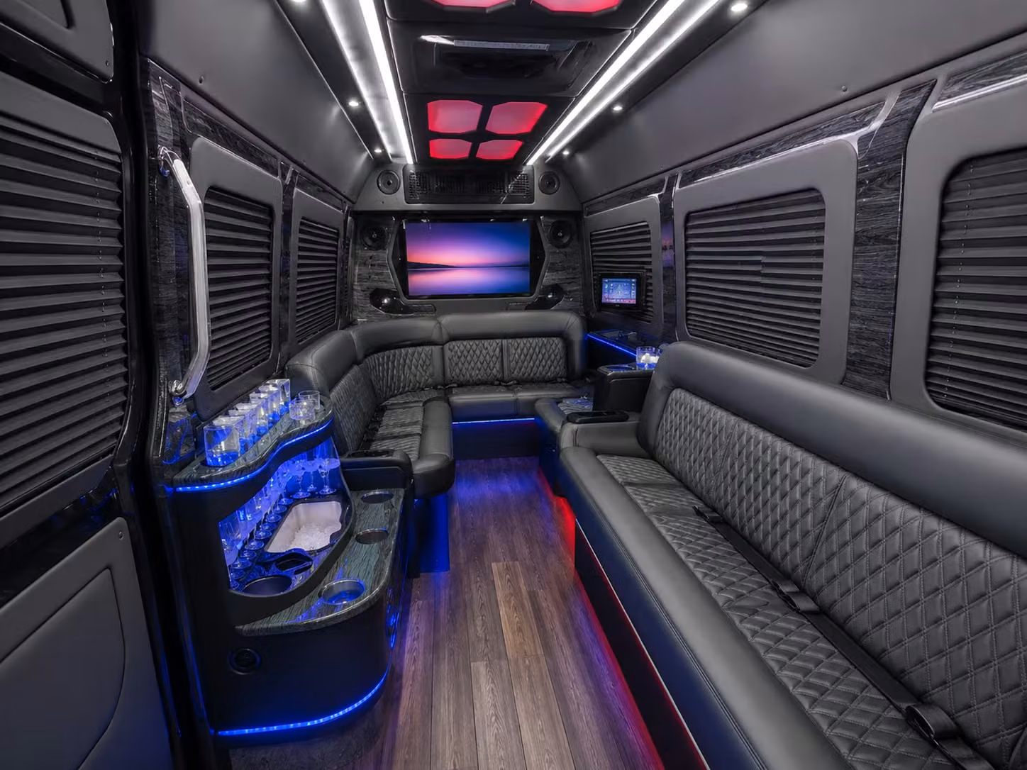 airport transfers and long distance personnel movements for columbia based government agencies