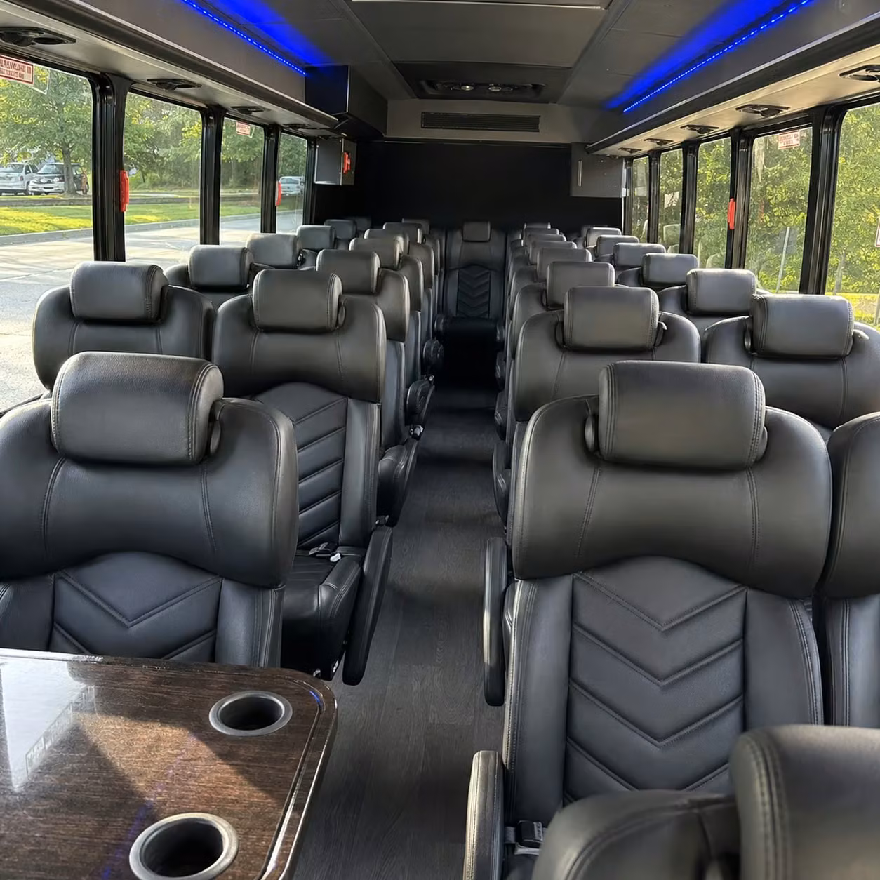 minibus rentals for smaller columbia prom groups who want comfort and style